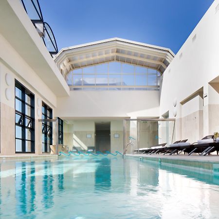 Starhotels Grand Milan Saronno Esterno foto