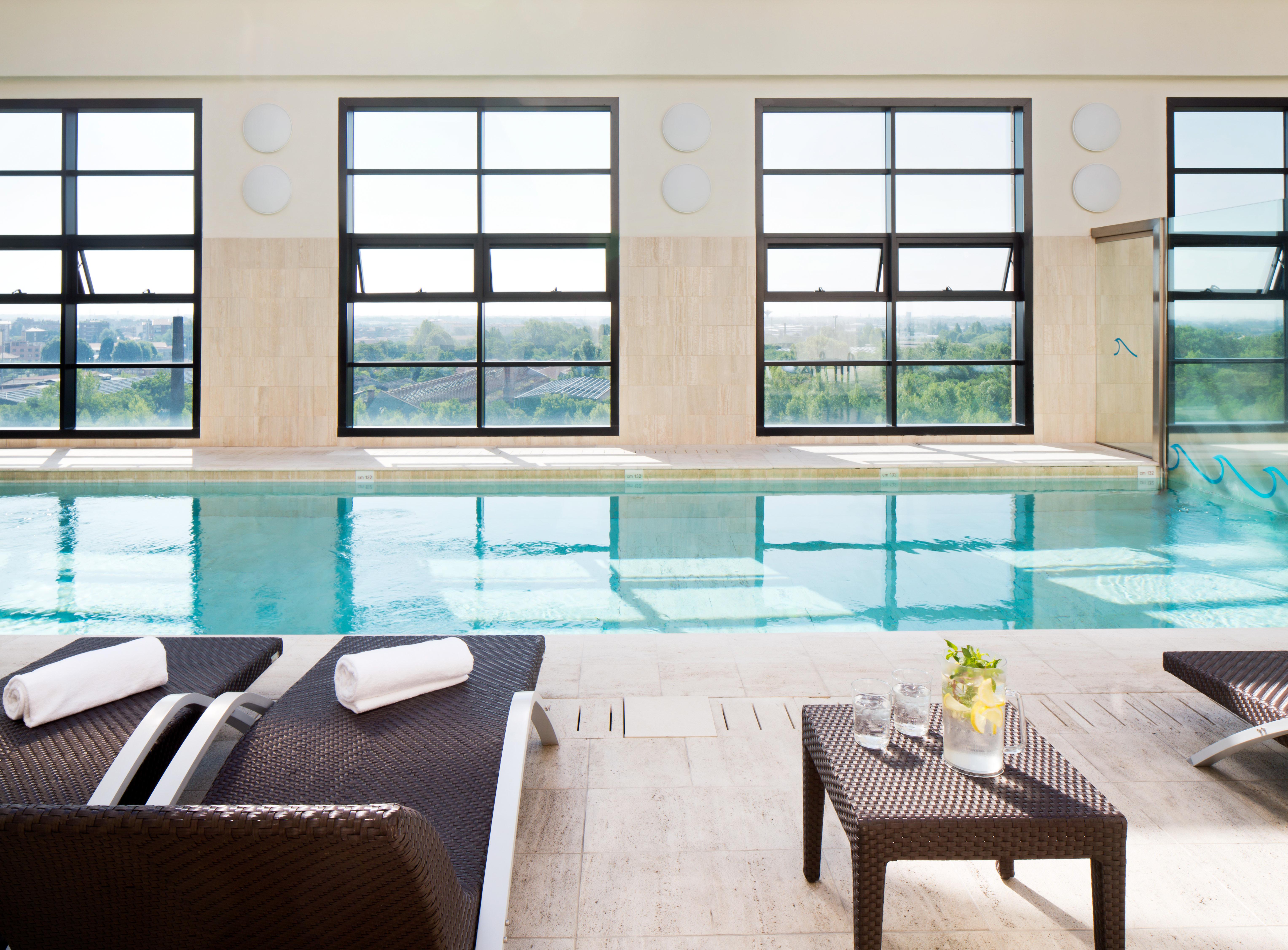 Starhotels Grand Milan Saronno Esterno foto
