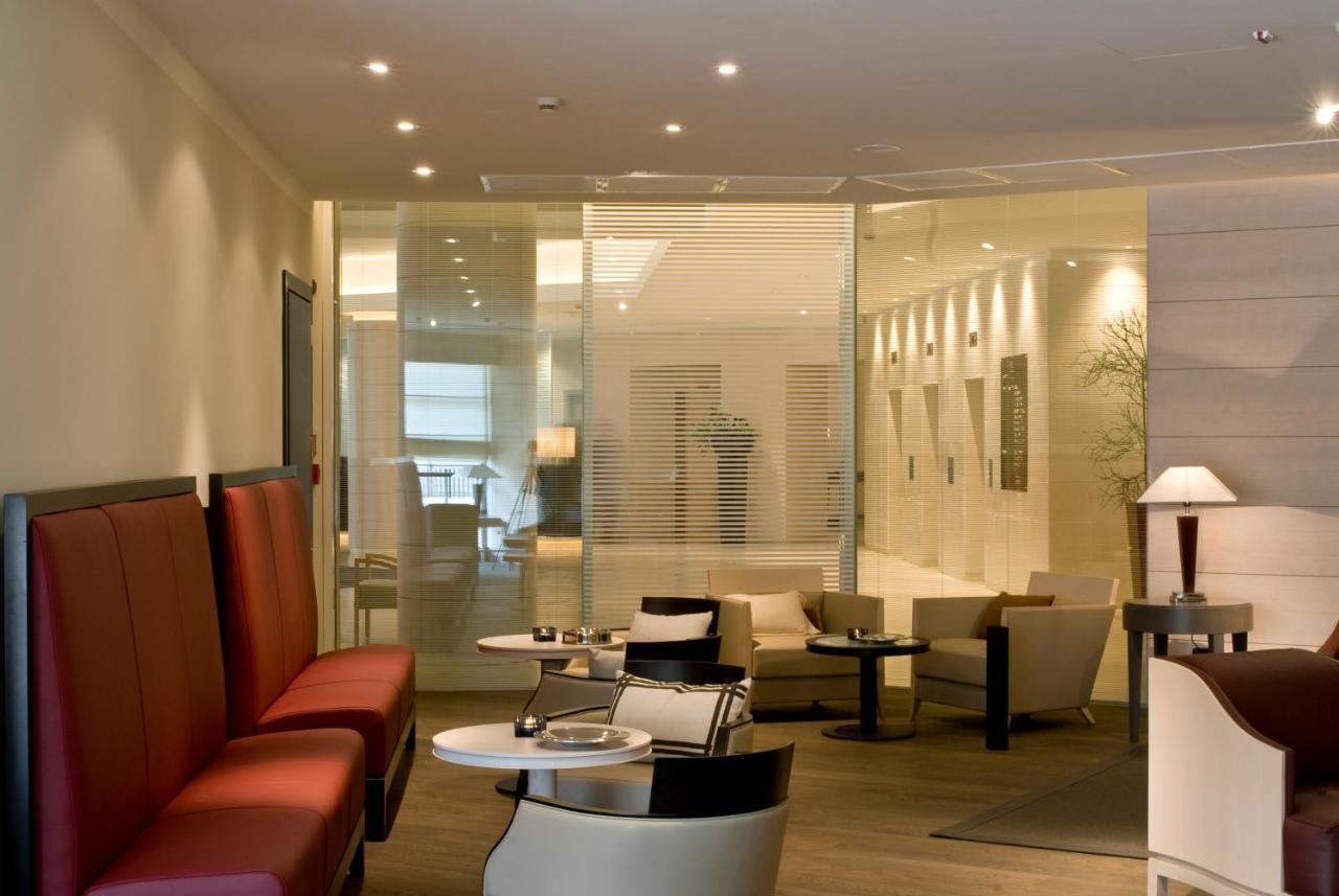Starhotels Grand Milan Saronno Esterno foto