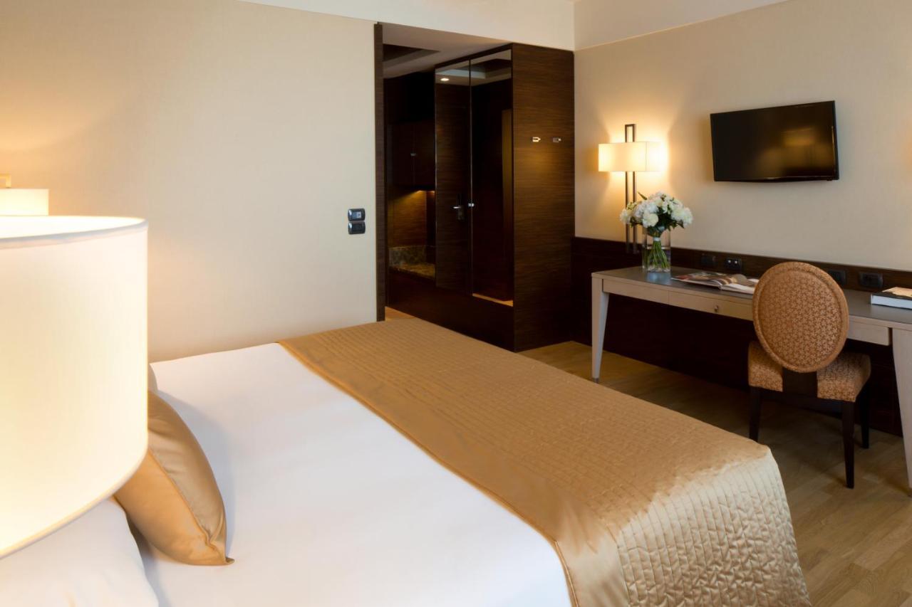 Starhotels Grand Milan Saronno Esterno foto